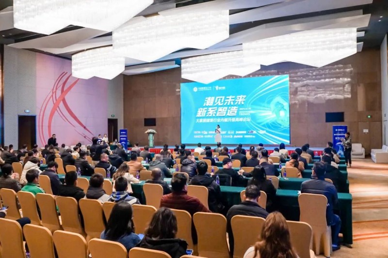 ������δ�� ��ϵ���족��Ҿӽ�װ��ҵ���������߷���̳Բ���ٰ�_1