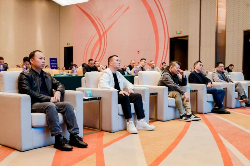 ������δ�� ��ϵ���족��Ҿӽ�װ��ҵ���������߷���̳Բ���ٰ�_8