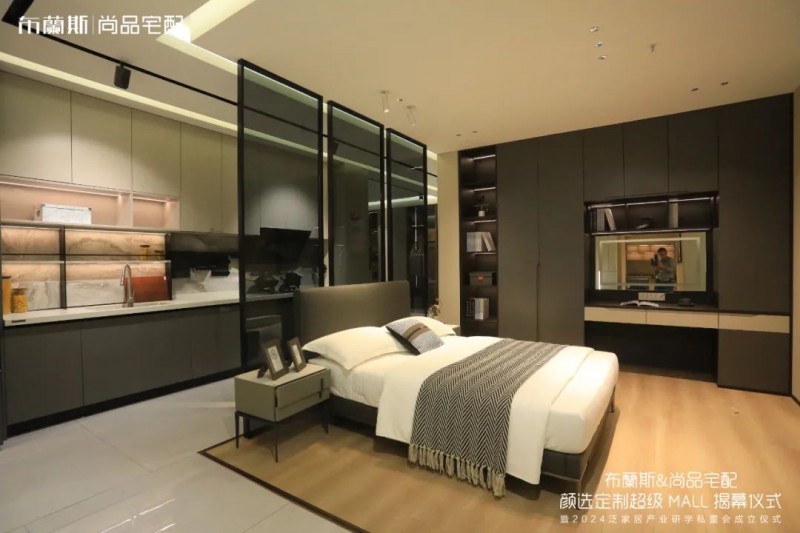 ���m˹&��Ʒլ�乲��˫Ʒ���ں���ģʽ ����������2024�ƾ�������_6