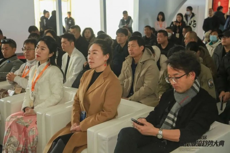 2024北京建博会开幕:全品类定制+全链路打通,领航家居建材新时代_15