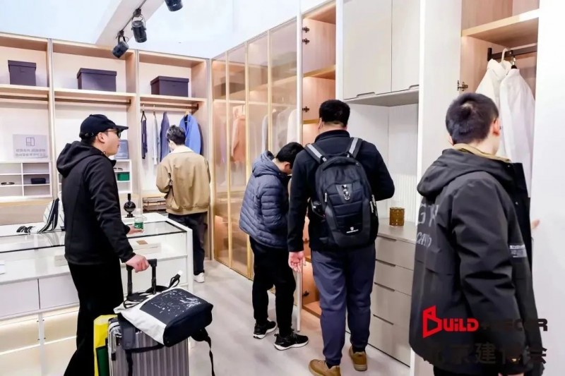 2024北京建博会开幕:全品类定制+全链路打通,领航家居建材新时代_3